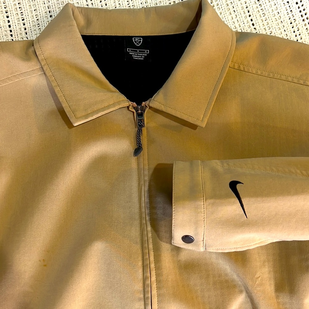 Nike size large casual jacket